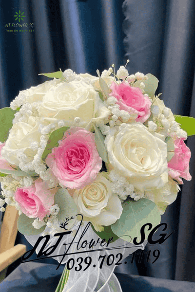 5 Mẫu Hoa Cưới Cho Cô Dâu Thanh Lịch